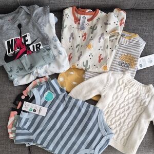 10pc H&M Baby Clothing Bundle in White, Mustard, 0-3 Months